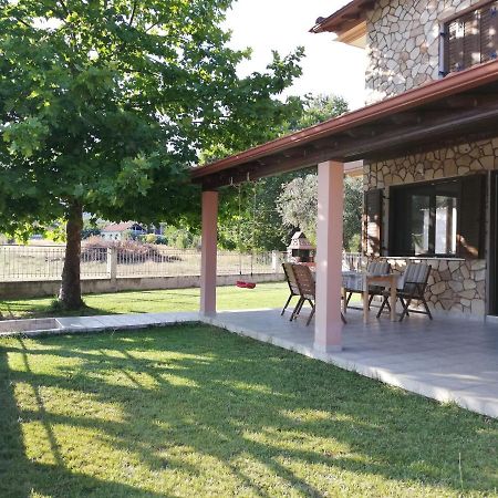 Villa Elva Asproválta Exteriér fotografie
